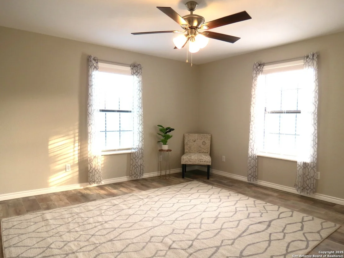 Photo of 226 River Bluff