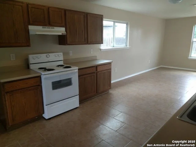 Photo of 2702 CANDLERIDGE DR