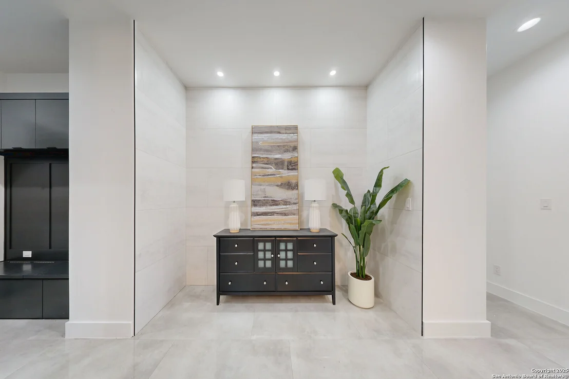 Photo of 1356 Capitare