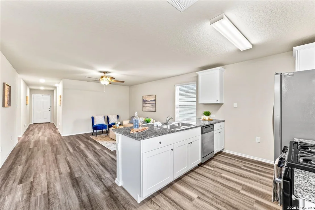 Photo of 5518 Wander Way