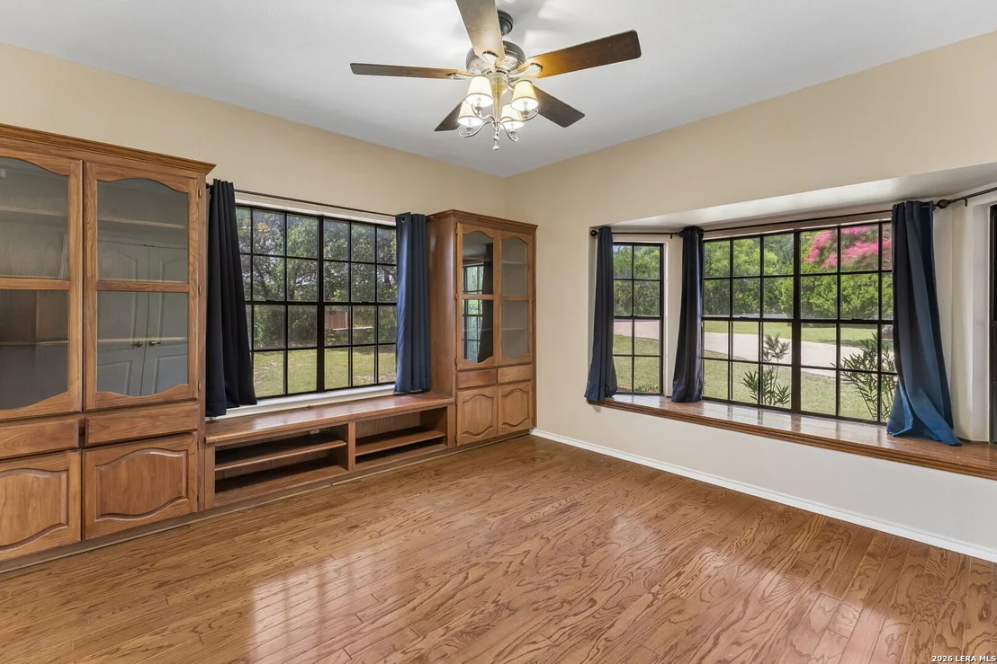 Photo of 14806 Circle J Trl