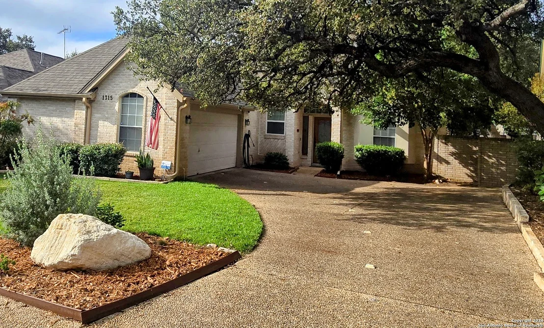 Photo of 1315 THRUSH RIDGE