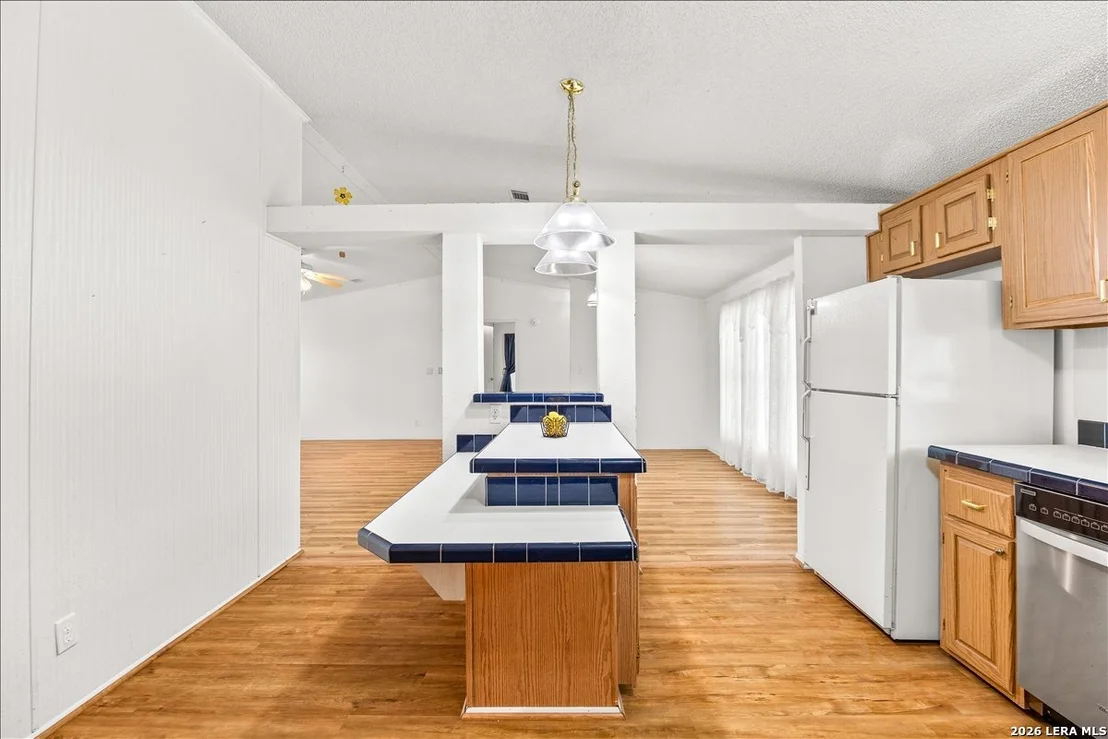 Photo of 611 Hedgestone