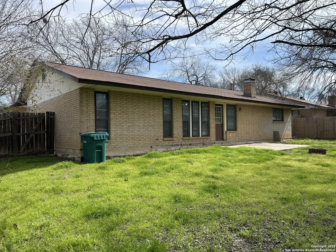 Photo of 12506 MINUTEMAN DR