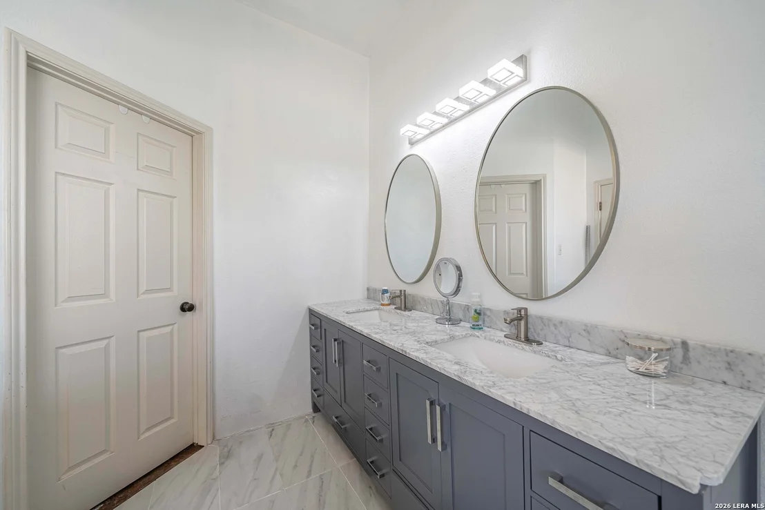 Photo of 165 DAVID CIR