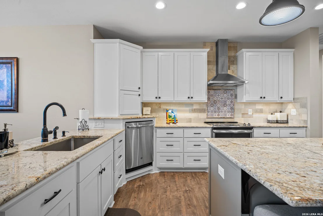 Photo of 863 Primrose Path