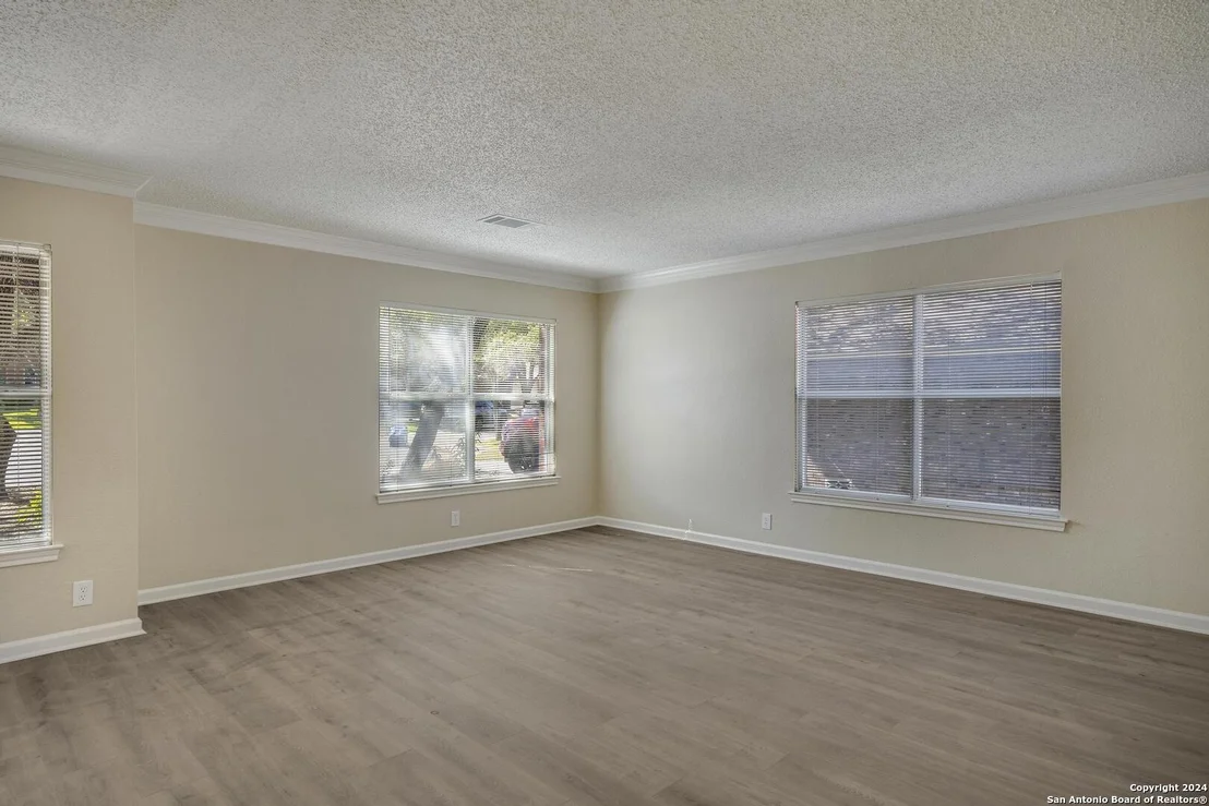 Photo of 14214 PEBBLE GLADE