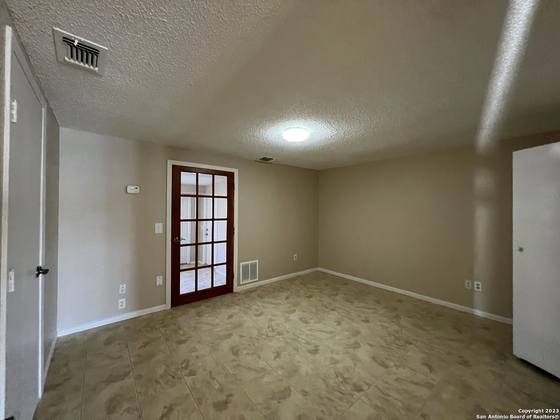 Photo of 119 CEDAR TREE LN