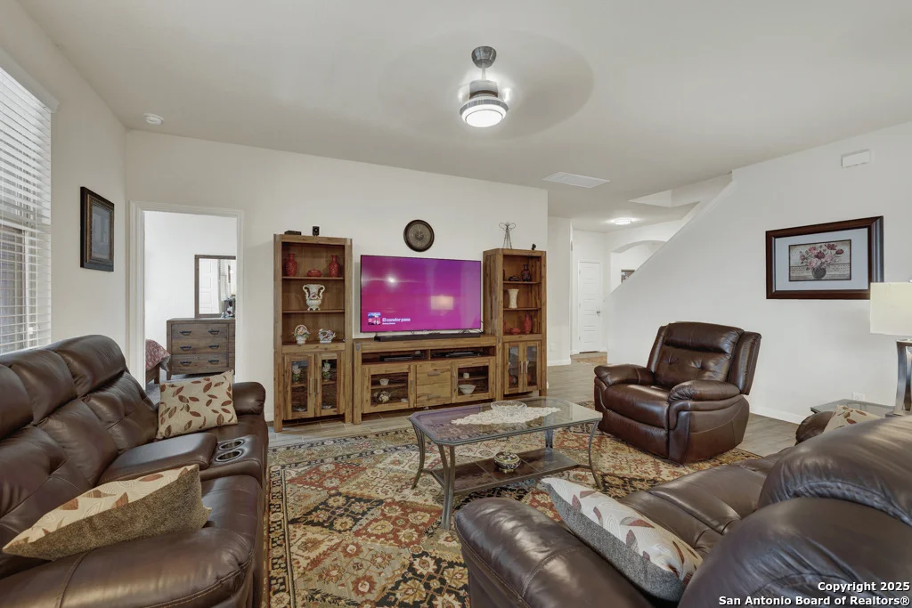 Photo of 412 Sika Way