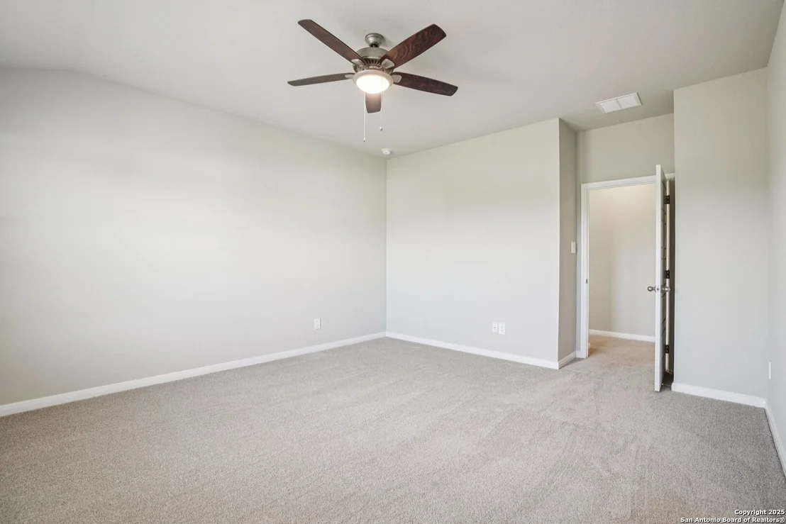 Photo of 10295 King Robert