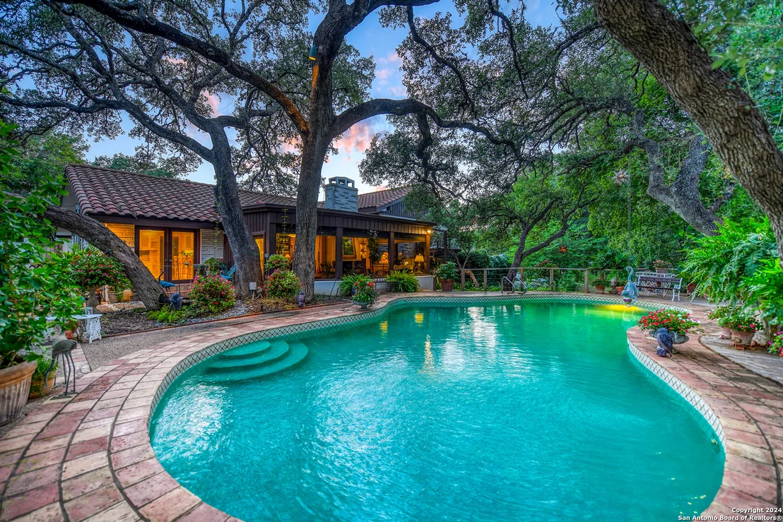 Photo of 320 MUSTANG CIR