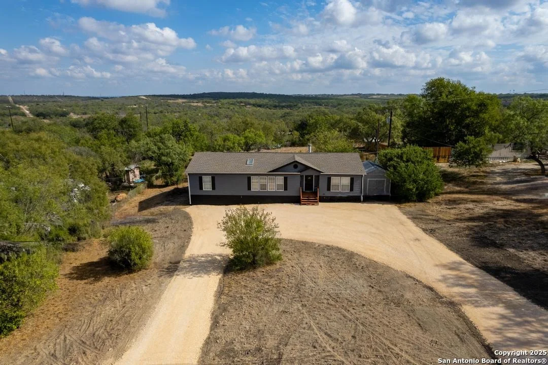 Photo of 804 County Road 4511