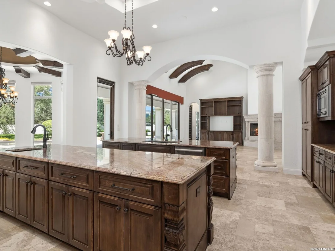 Photo of 202 WELLESLEY LOOP