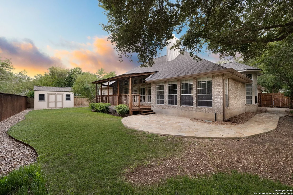 Photo of 2443 OAKLINE DR