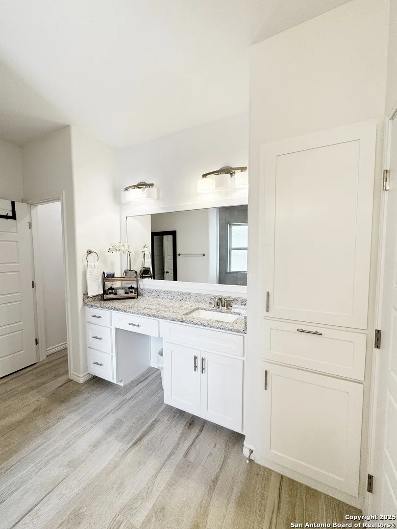 Photo of 1683 Vista View