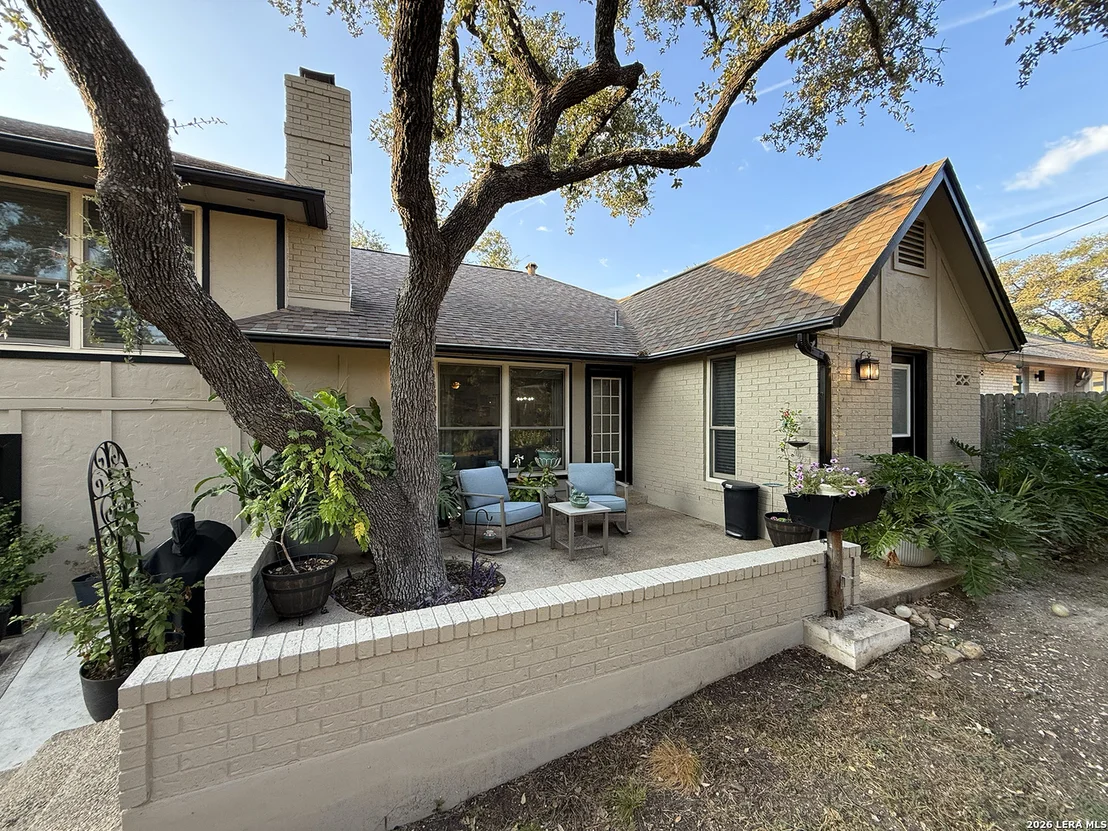 Photo of 12518 Chateau Forest