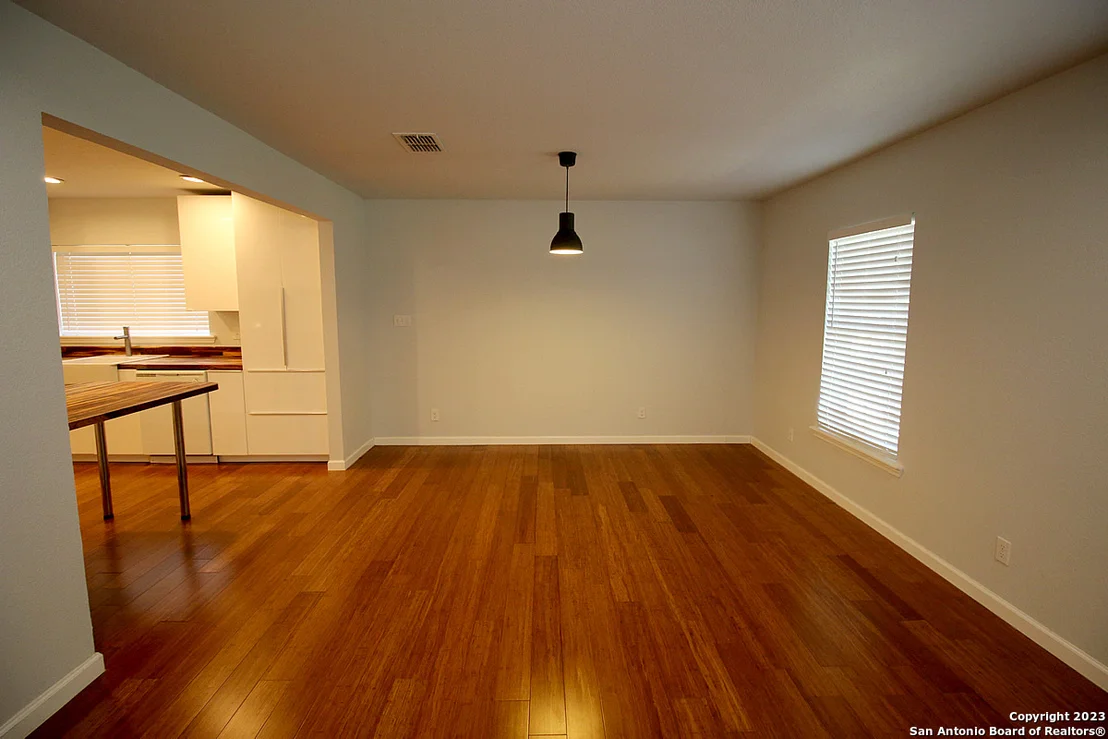 Photo of 64 Vaughan Pl