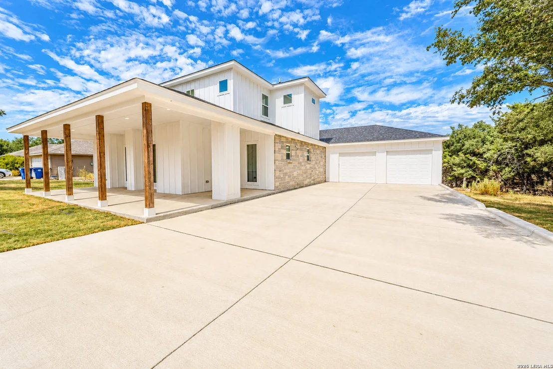Photo of 5164 Comanche Dr