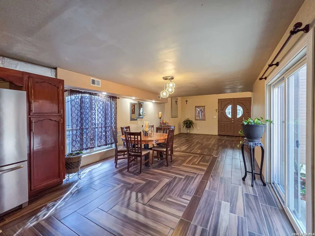 Photo of 139 Calle Alegre