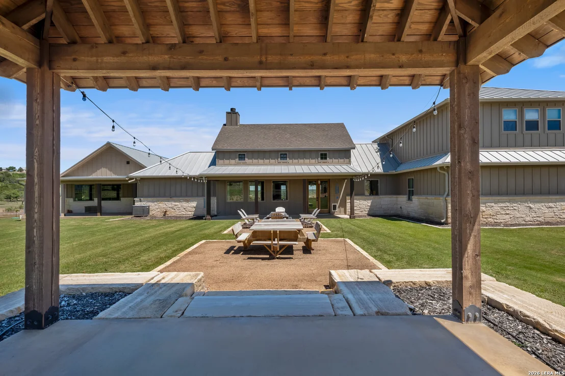 Photo of 283 SOARING EAGLES DR