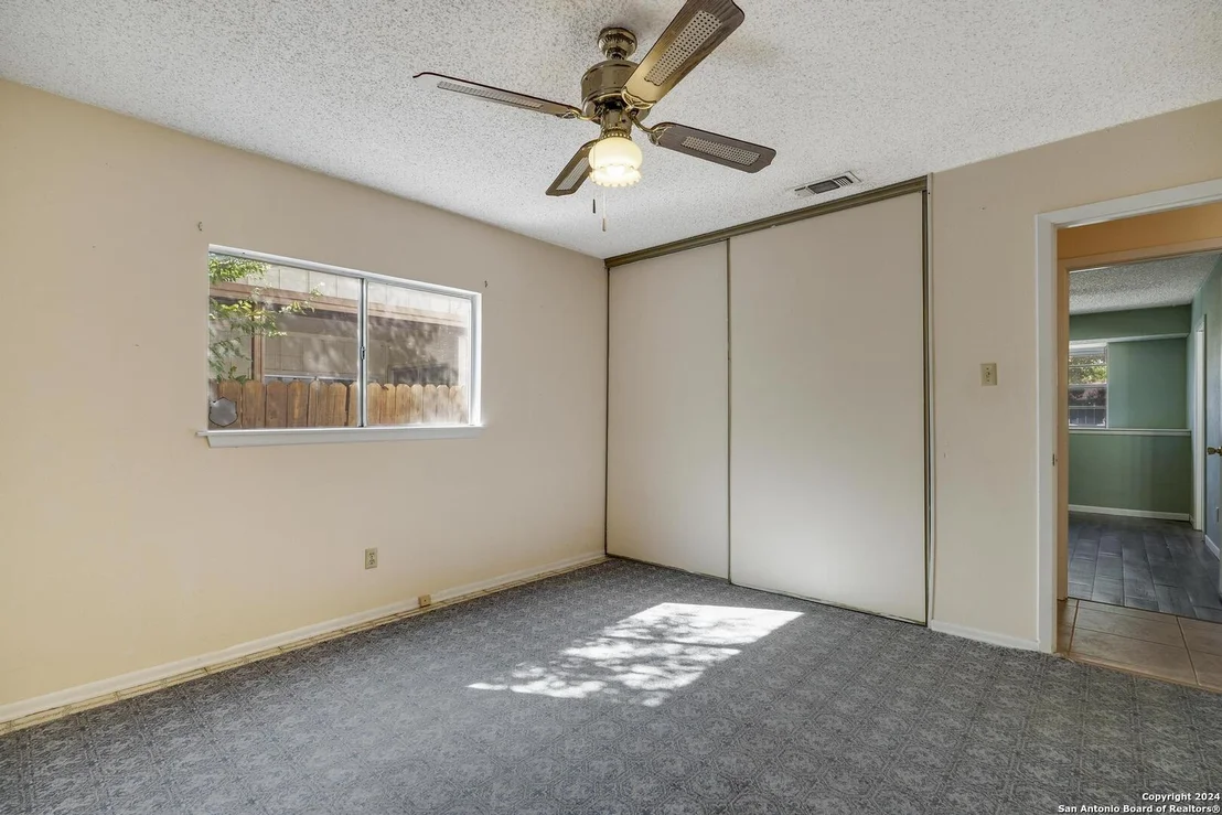 Photo of 3334 Meadow
