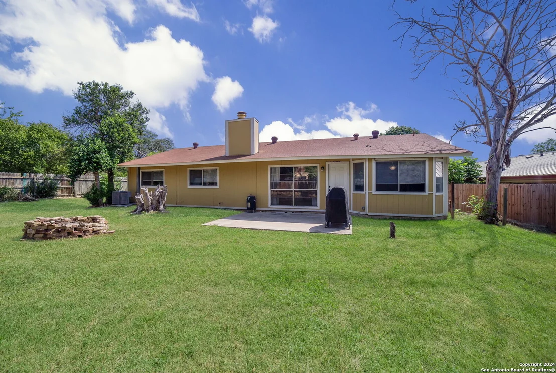 Photo of 8315 Greenham