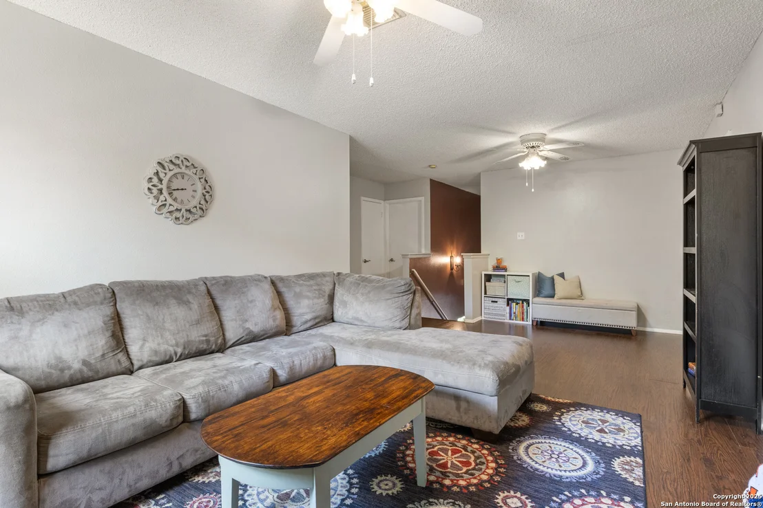 Photo of 7705 Wood Bluff