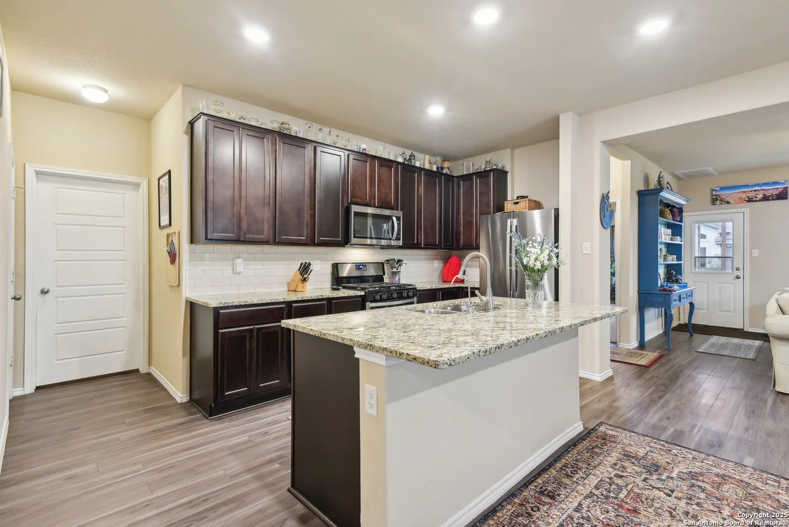 Photo of 513 Chelson Hunt