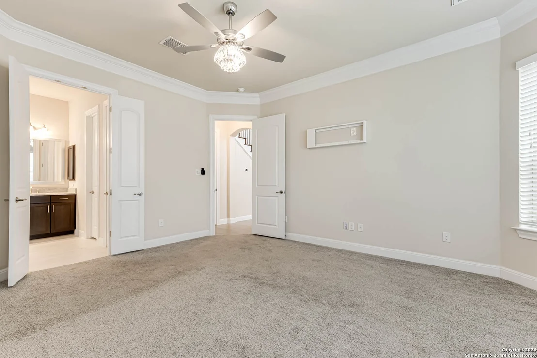 Photo of 17419 Hillsedge
