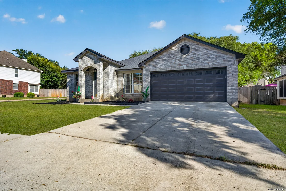 Photo of 1017 SUMMER HAVEN LN