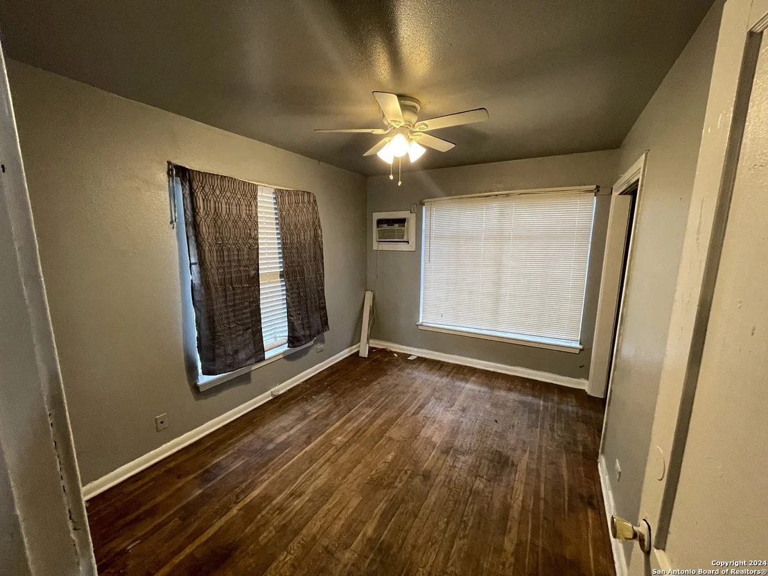 Photo of 1110 HERMINE BLVD