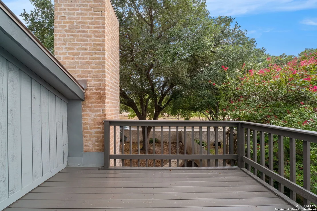 Photo of 15 Campden Cir