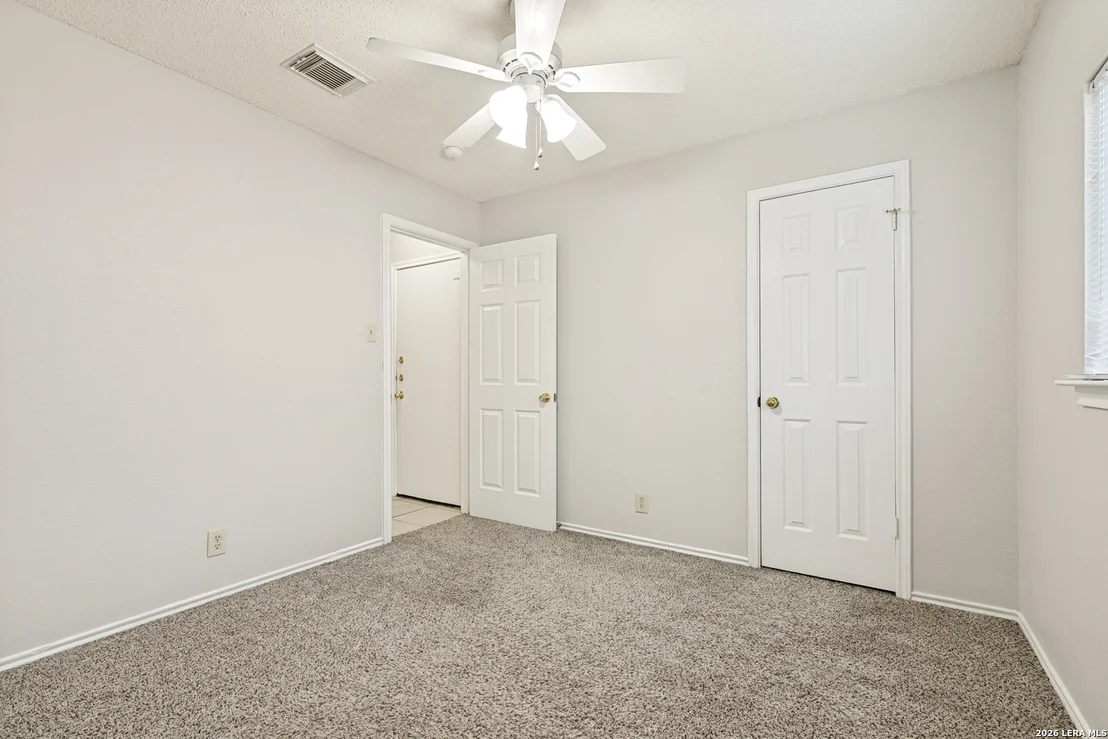 Photo of 9550 Bare Back Trail