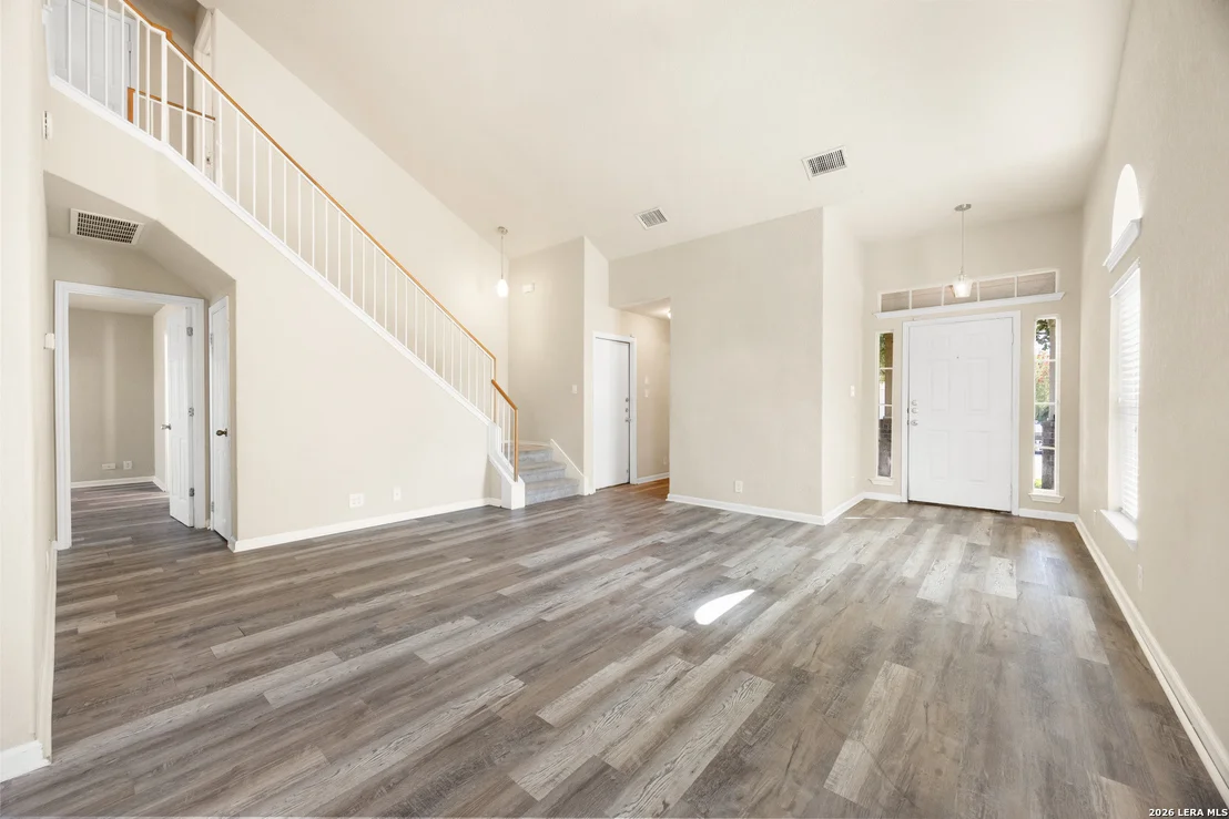 Photo of 2116 Sinclair