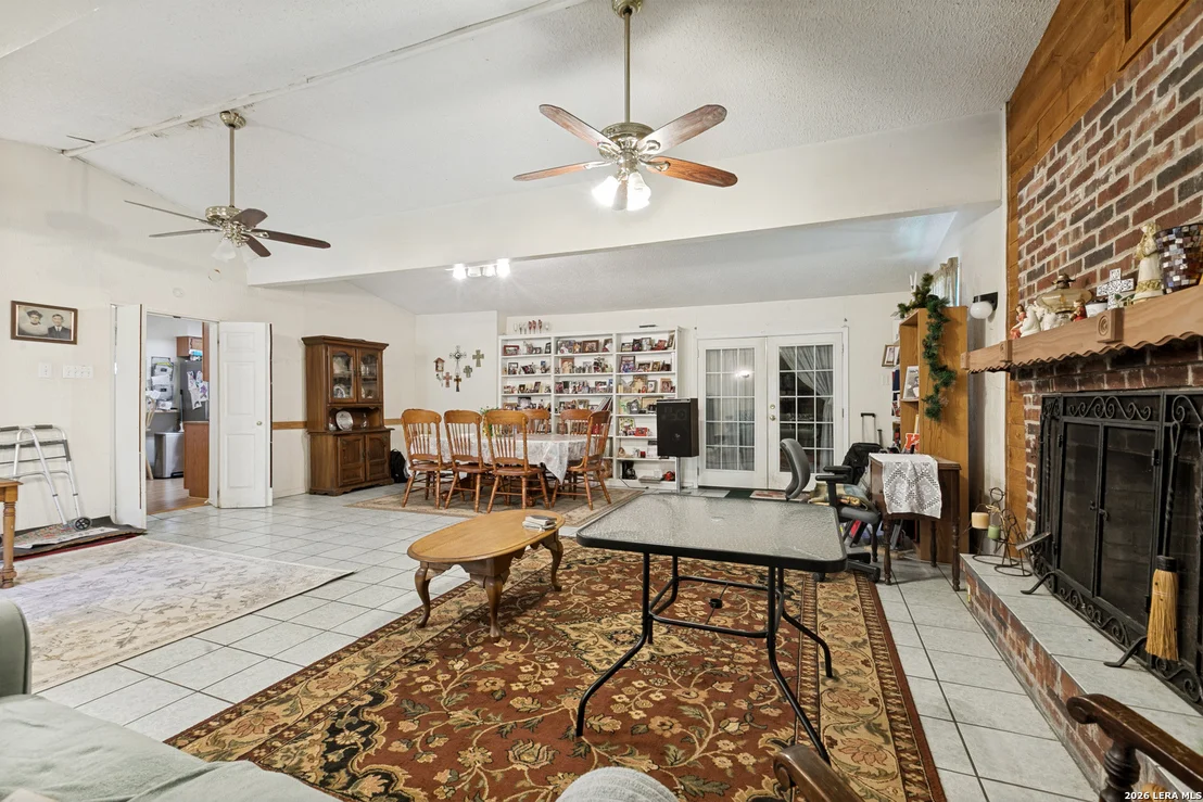 Photo of 431 Kopplow