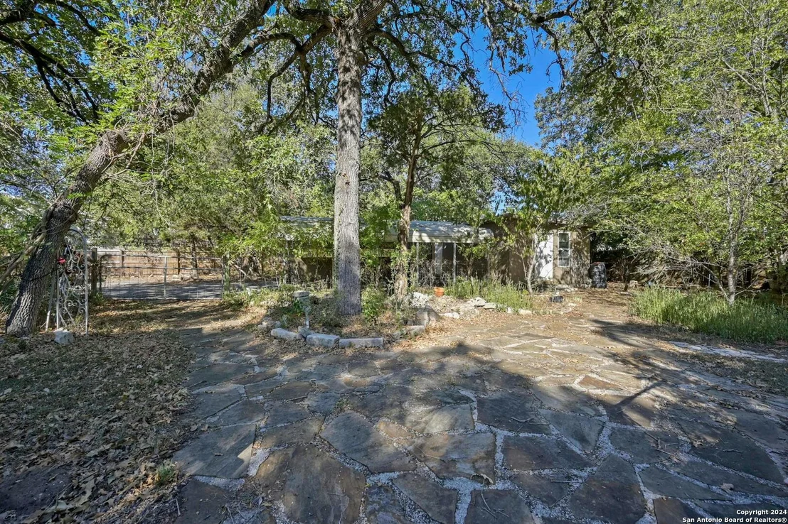 Photo of 1007 Red Bud Drive