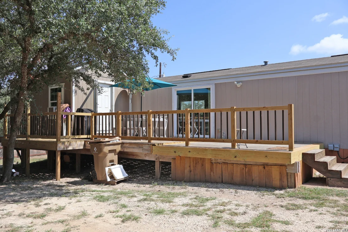 Photo of 483 WRIGHT DR