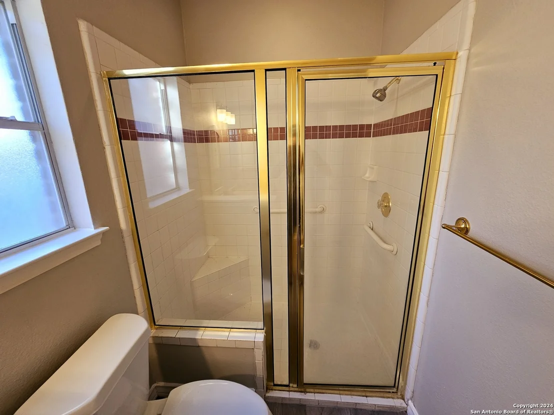 Photo of 10119 SHADYGLEN