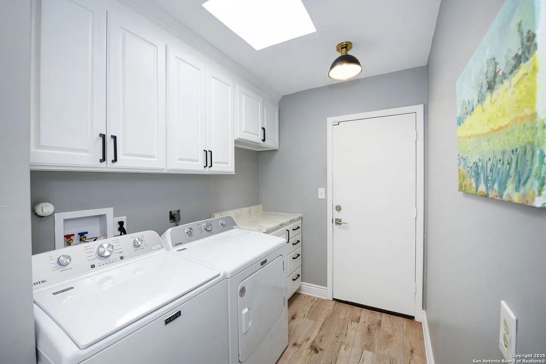 Photo of 3470 River Path