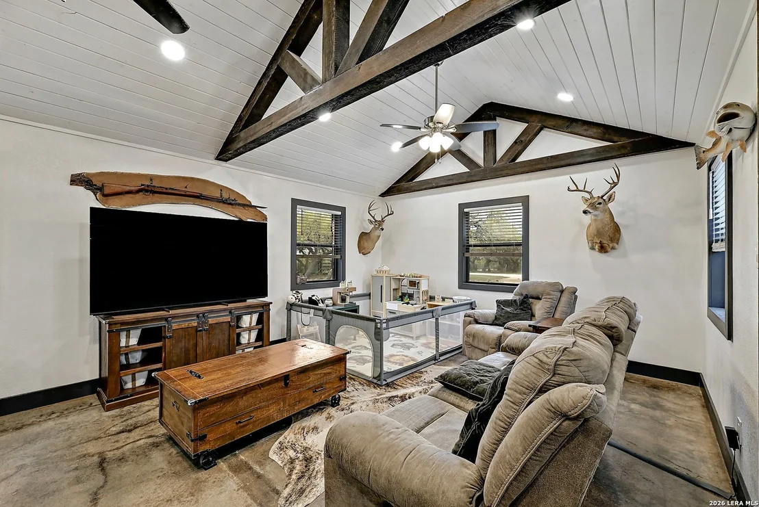 Photo of 3513 N Us Highway 281