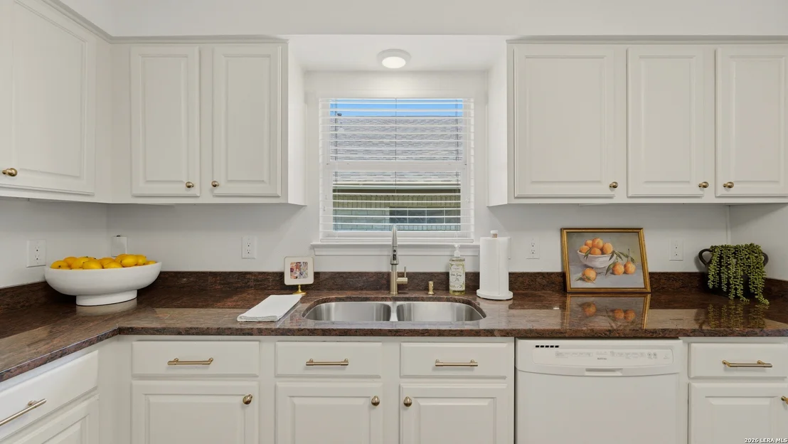 Photo of 208 BONNER BLVD
