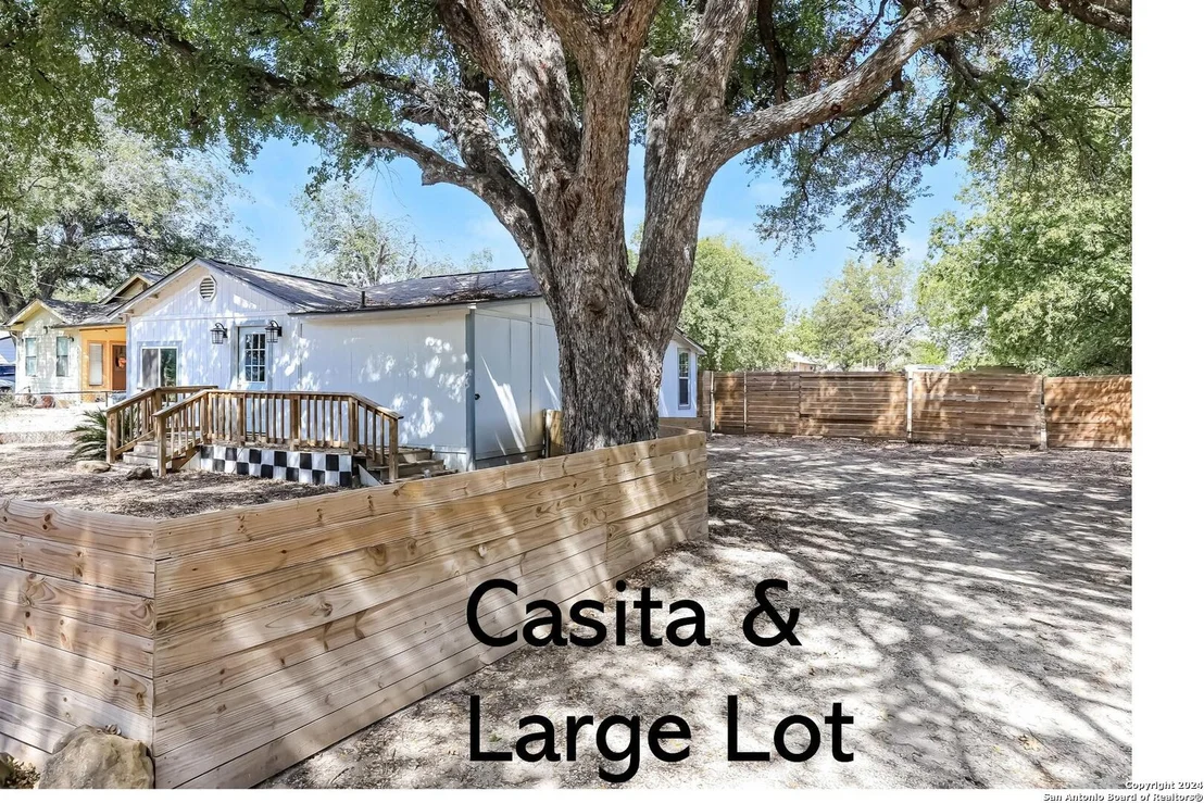 Photo of 1031 BERNARD DR