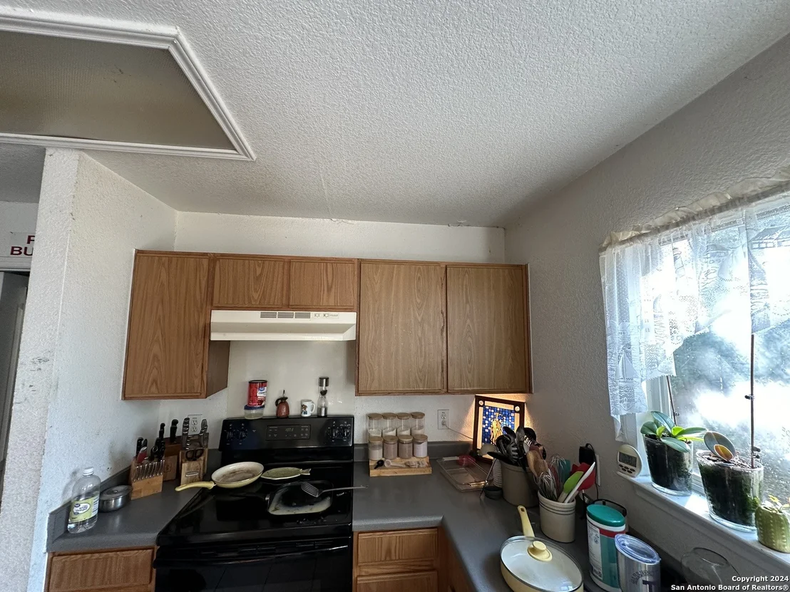 Photo of 6714 MILLROCK PASS