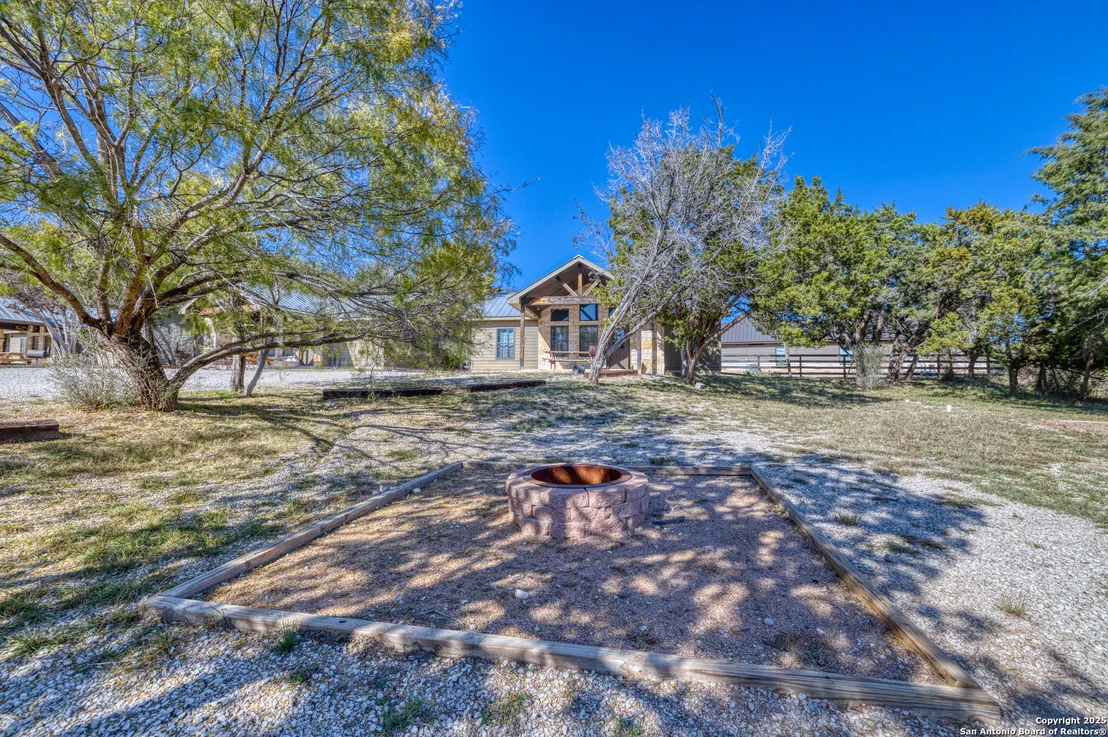 Photo of 1546 CR 348 (RIVER RD)