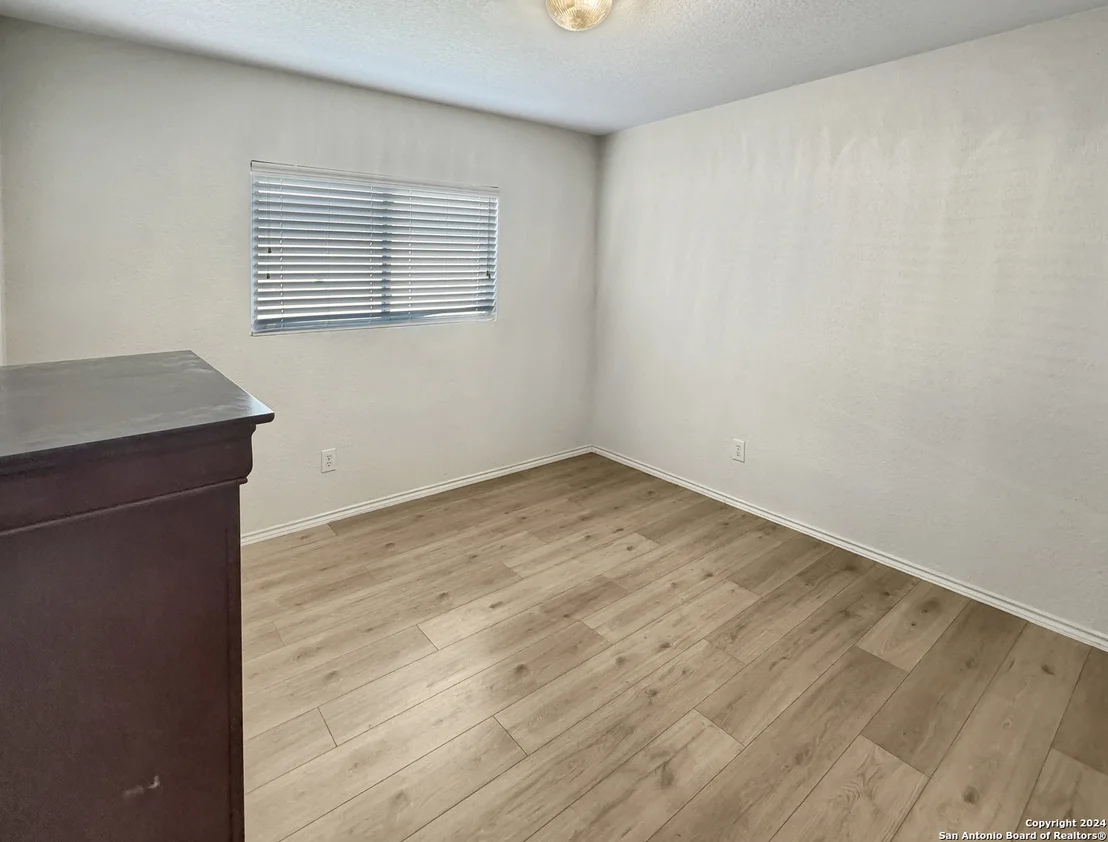 Photo of 16415 COLTS BAY