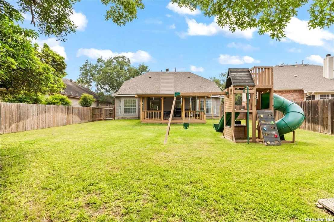 Photo of 18306 Edwards Oaks