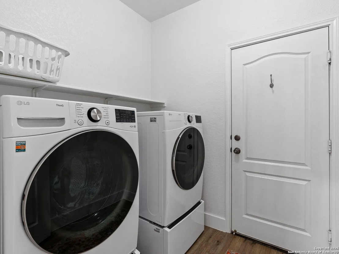 Photo of 20934 Foothill Pine