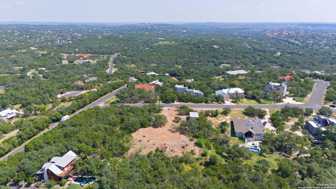 Photo of 1056 FLAGSTONE DR