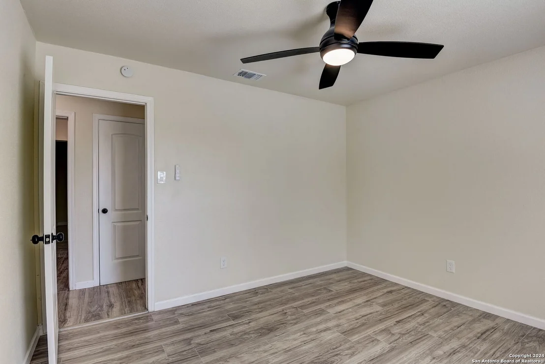 Photo of 12047 Wilderness Trail