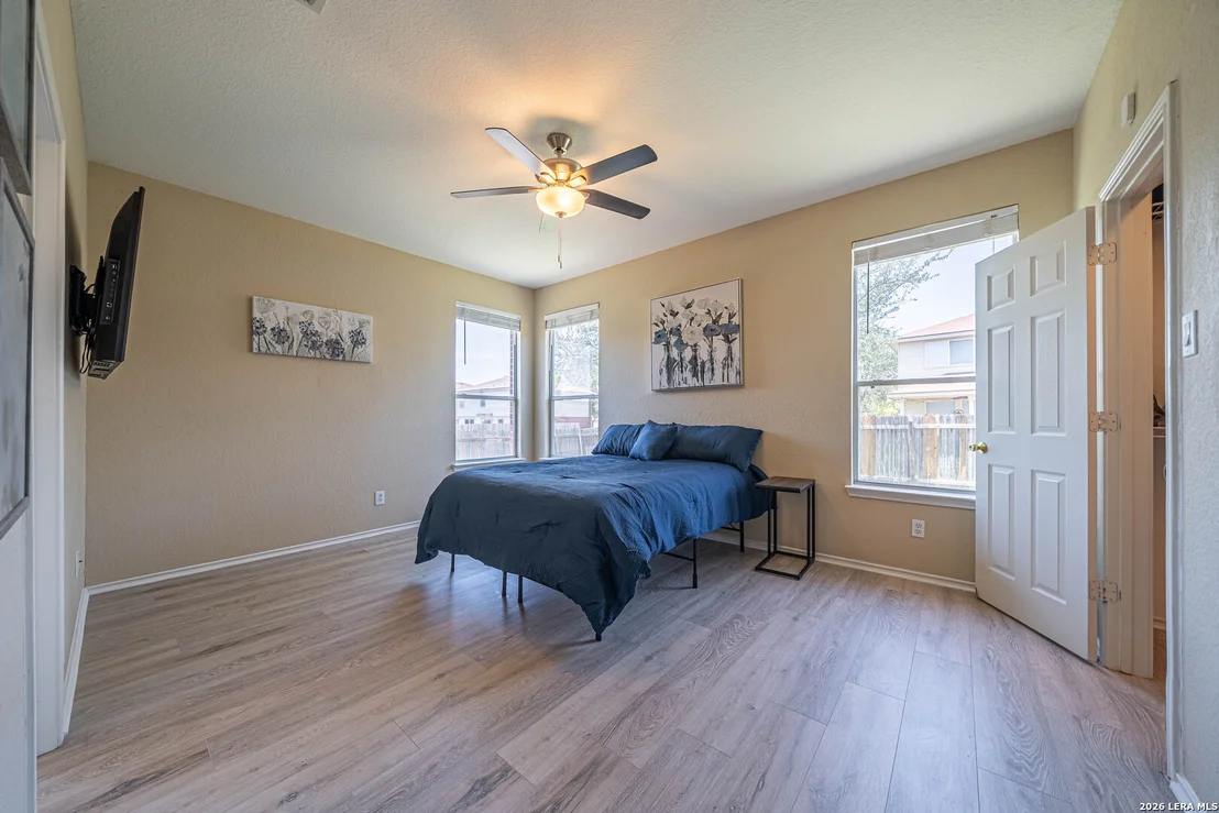 Photo of 431 DIANA DR